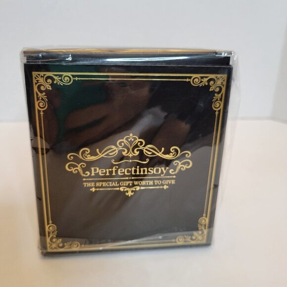 Promoted To Grandmother Wine Glass with Gift Box, Est.2023, Funny Grandma Gifts - Picture 1 of 7